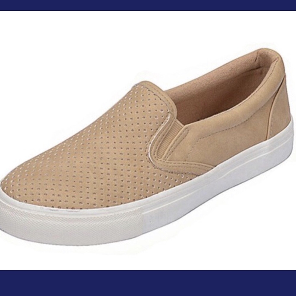New in box Seaside Slip On Shoe in Camel